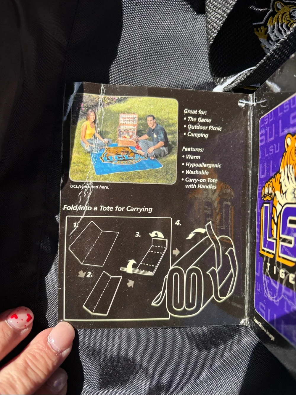 LSU college Tigers Purple & Gold Fleece Throw